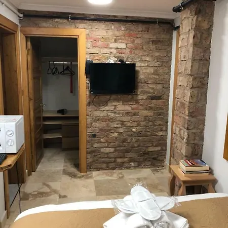 Studio Cihangir * Istambul